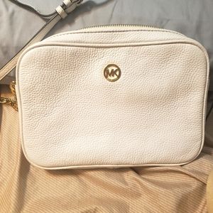 MK white small purse